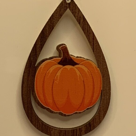 Pumpkin Earring, Food Earring, Fall Earring, Halloween Earring, Thanksgiving - Picture 7 of 7